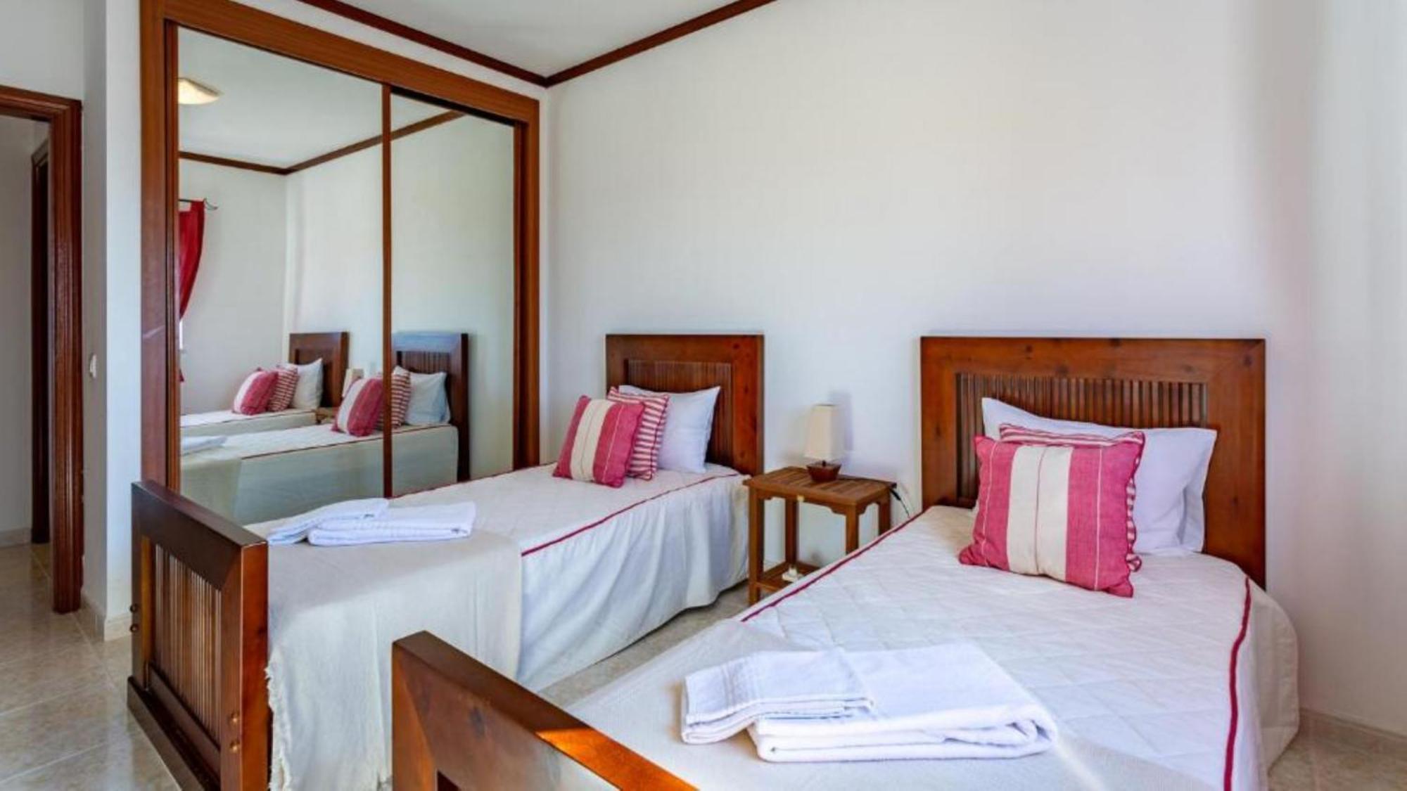 Alvor 2 Bedrooms Balcony Flat Екстер'єр фото
